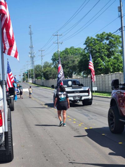 received_383285697379937